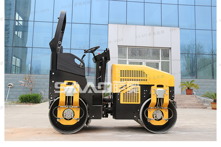小型壓路機(jī)被路機(jī)圈鐘愛(ài)？原因是這些